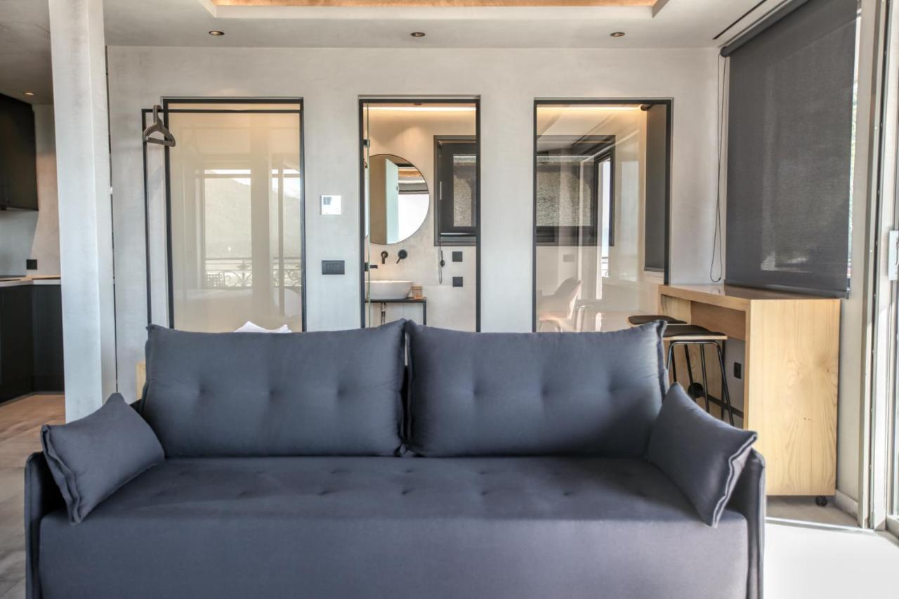 Meteora Heaven And Earth Premium Suites - Adults Friendly Калампака Екстериор снимка
